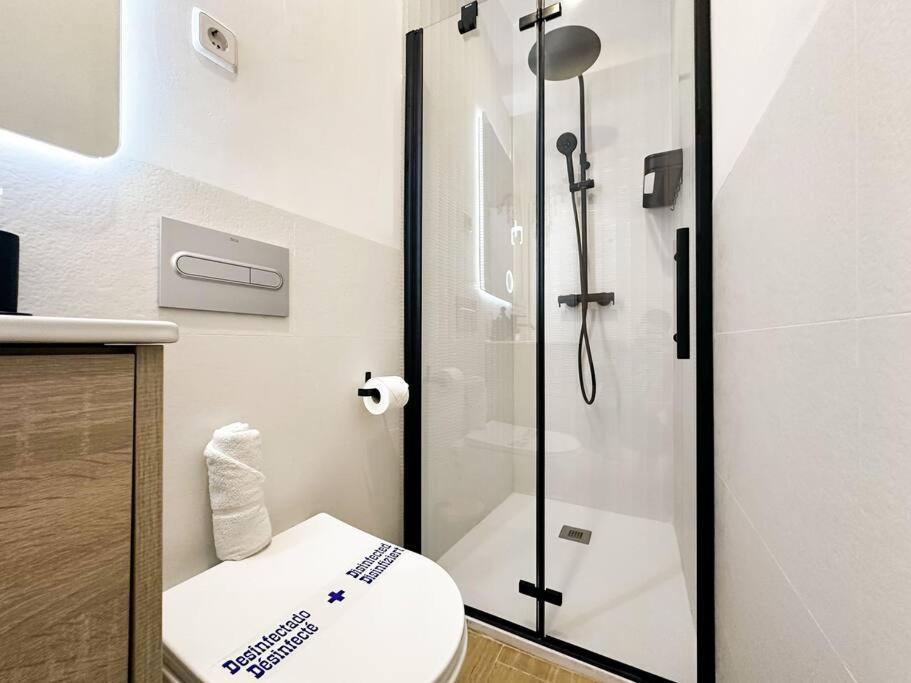 Cozy 2bd Flat City Center + Ac Apartment *